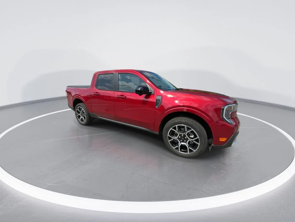 Used 2025 Red Ford Lariat image 2