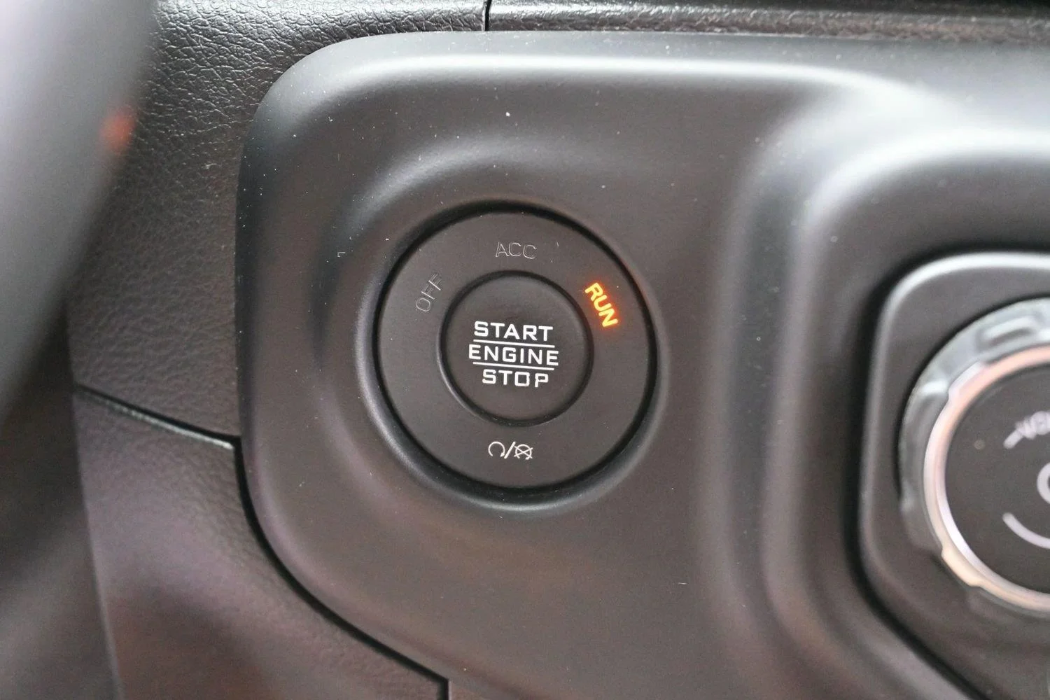 Used 2021 Firecracker Red Clearcoat Jeep Rubicon image 25
