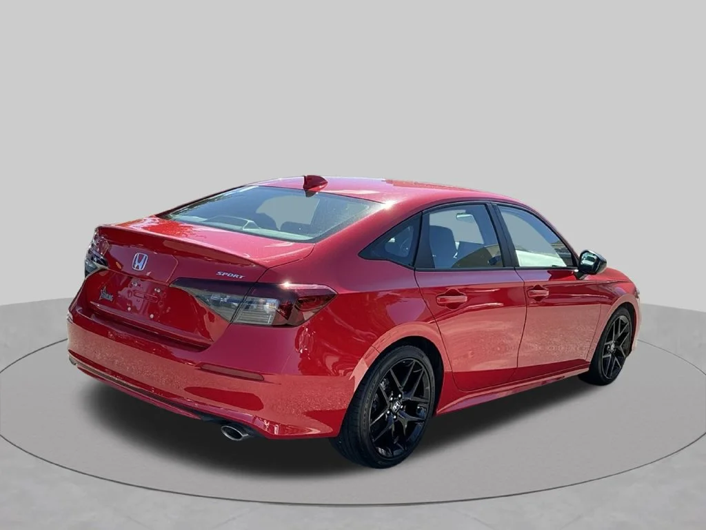 Used 2025  Honda Sport image 6