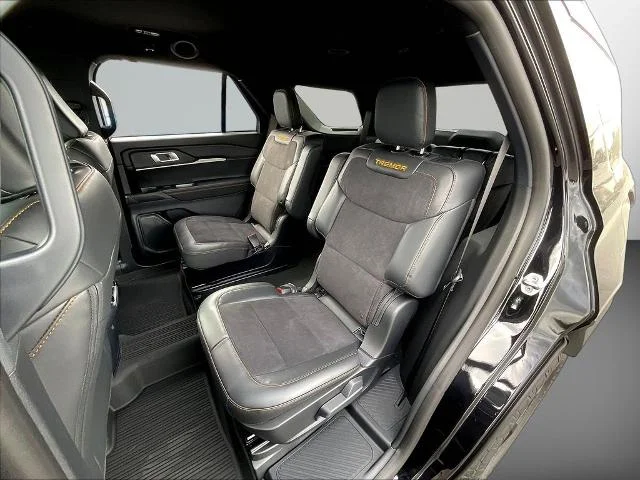 New 2026 Agate Black Metallic Ford Tremor® image 61