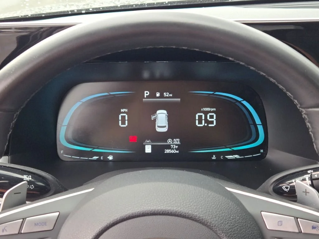 Used 2024 Black Hyundai SEL image 33