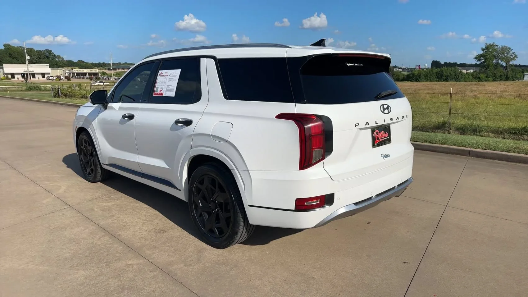 Used 2022 Hyper White Hyundai Calligraphy image 7