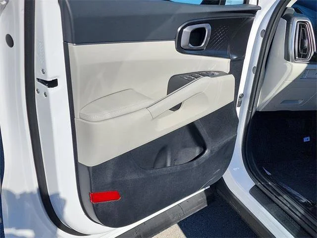 New 2026 White Kia S image 11