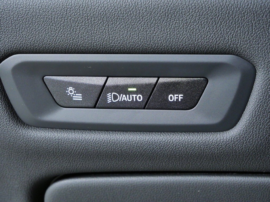 Certified Used 2024 Dravit Grey Metallic BMW M60i image 44