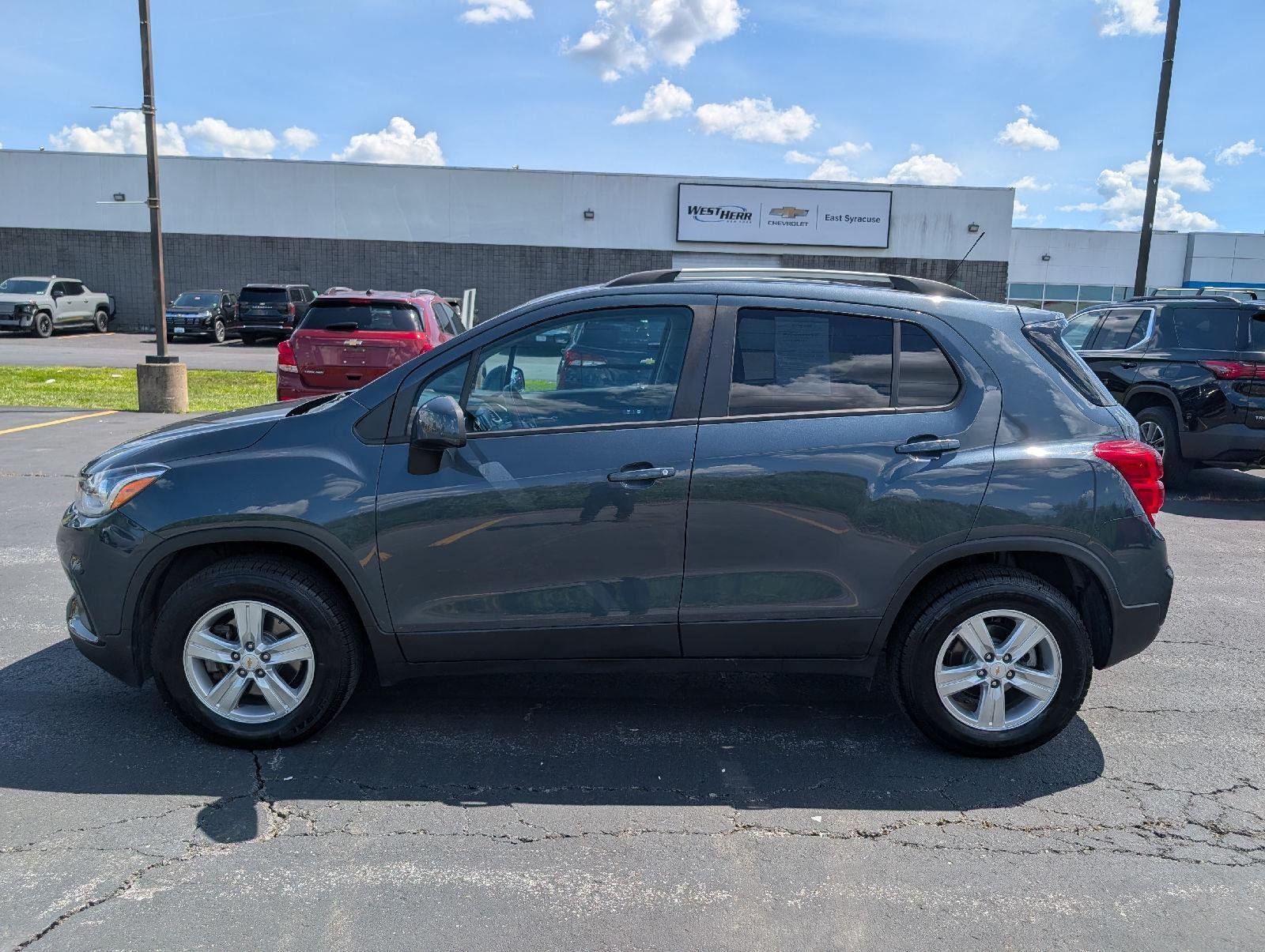 Used 2021 Shadow Gray Metallic Chevrolet LT image 5
