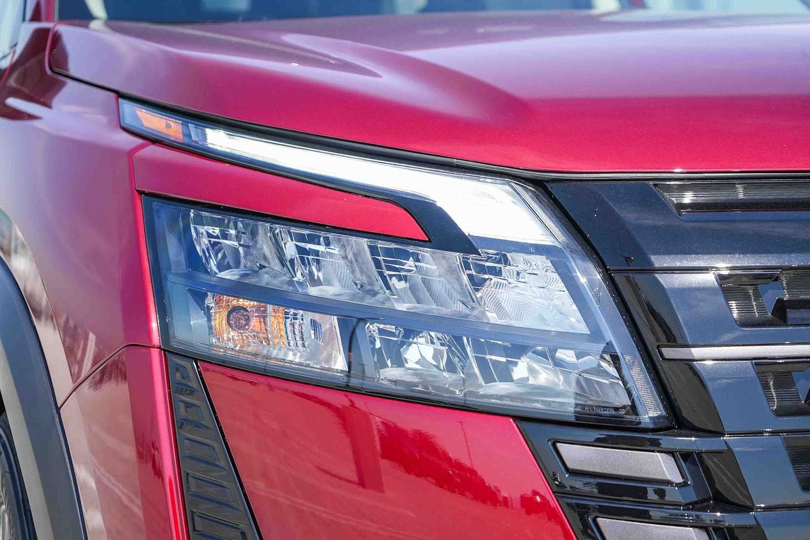 New 2026 Scarlet Ember Tintcoat Nissan SV image 4