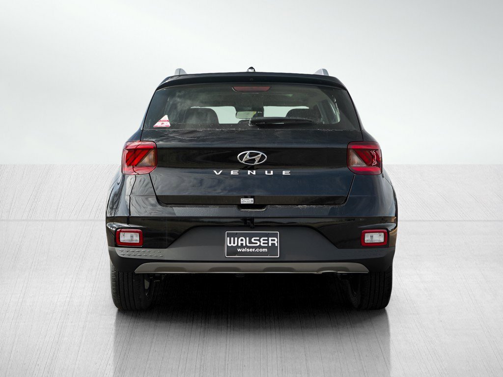 New 2026 Onyx Black Hyundai SEL FWD image 5