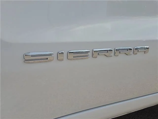 New 2026 Summit White GMC Pro image 8