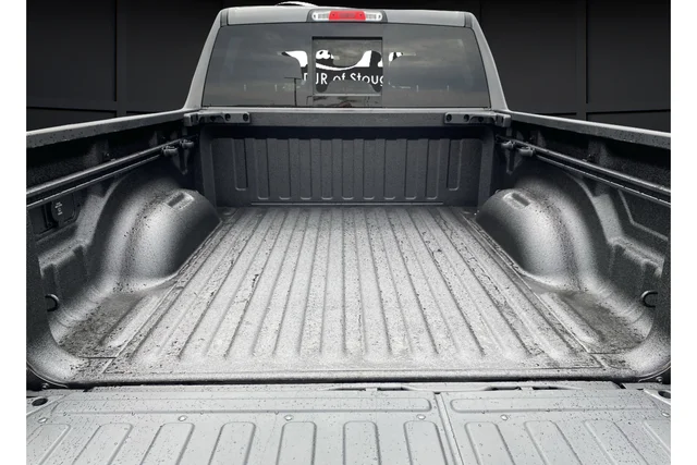 New 2025 Granite Crystal Metallic Clear-Coat Exterior Paint RAM Big Horn/Lone Star image 13