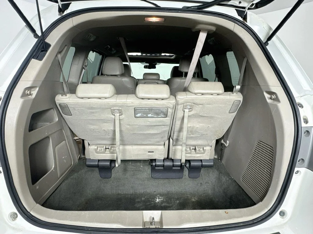 Used 2015 White Honda EX-L image 33