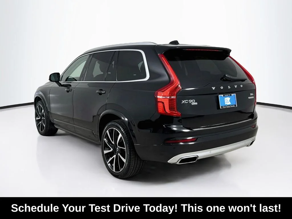 Used 2021 Onyx Black Metallic Volvo T6 Momentum image 6