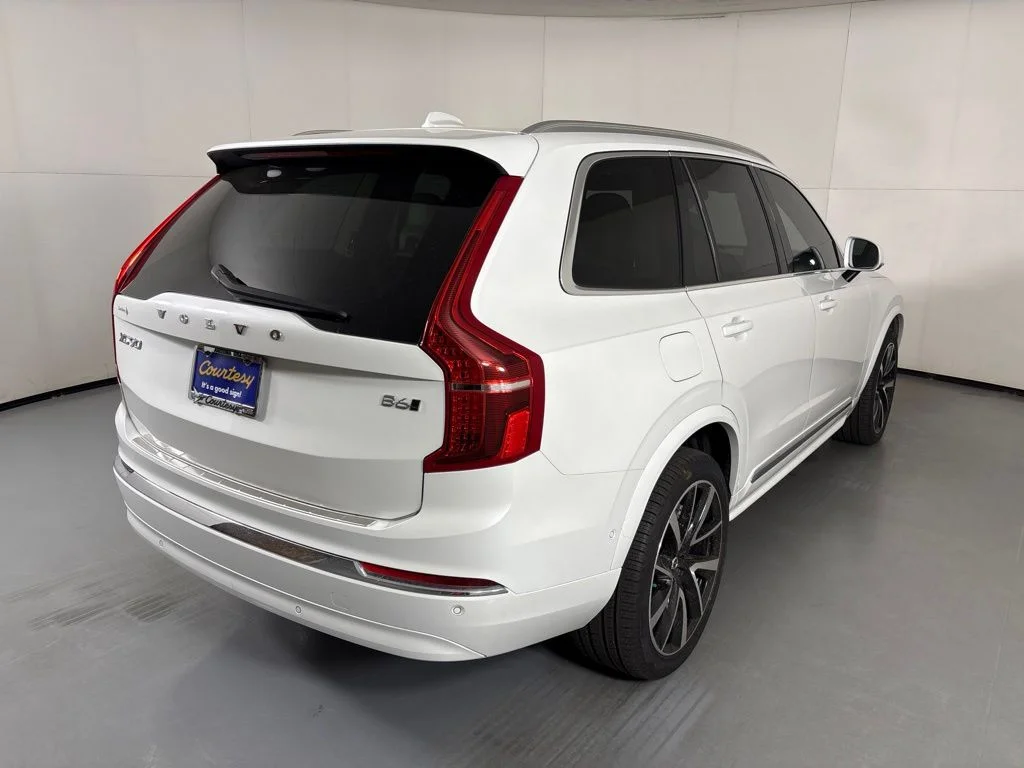 Certified Used 2025 Crystal White Volvo Plus image 8