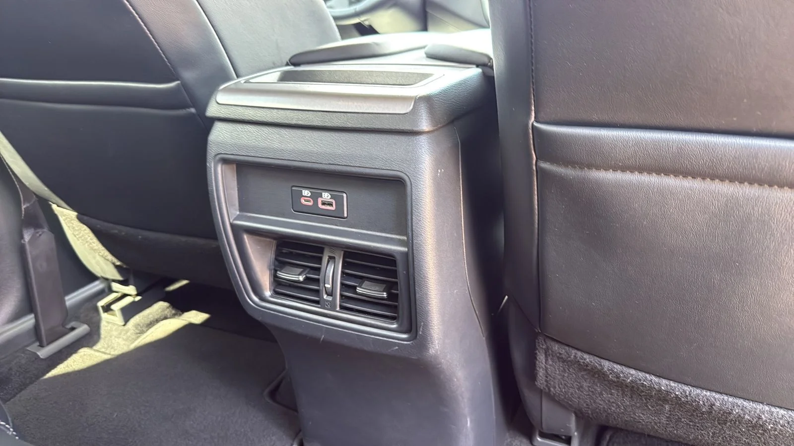Used 2023 Gray Nissan SV image 27