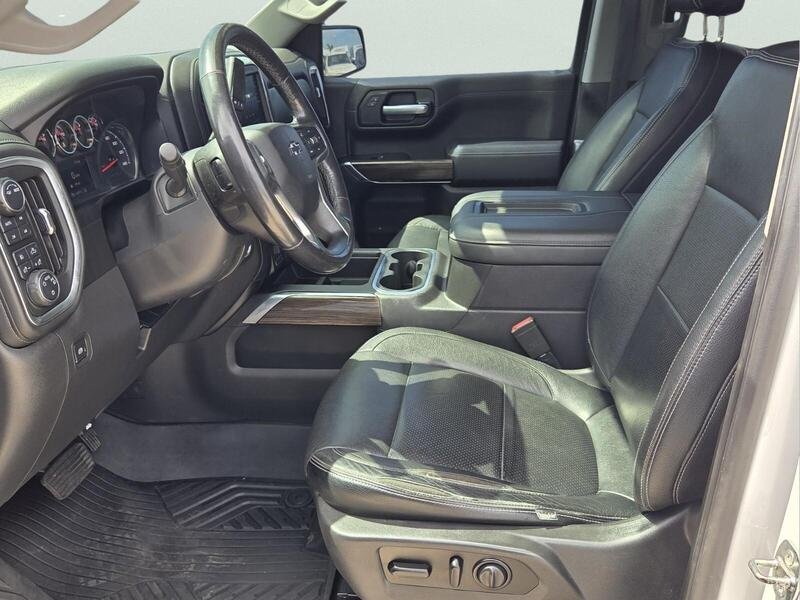 Used 2021 Pearl CHEVROLET 4WD CREW CAB 147" RST image 10