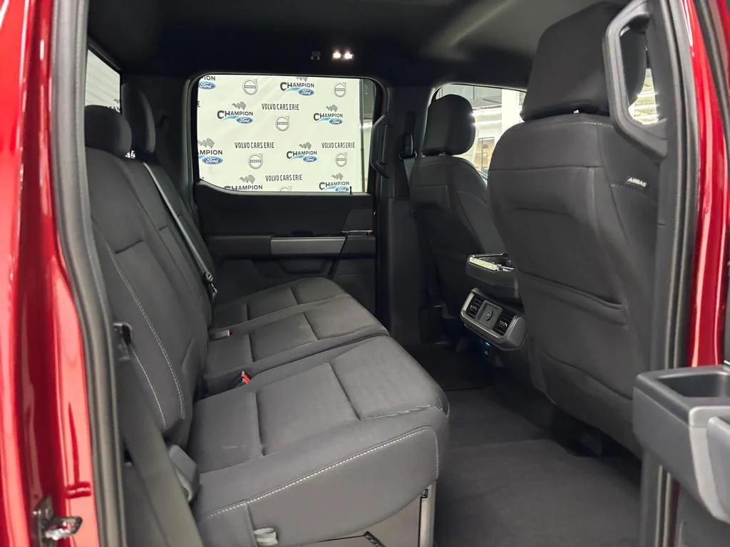 New 2026 Ruby Red Metallic Tinted Clearcoat Ford XLT image 10