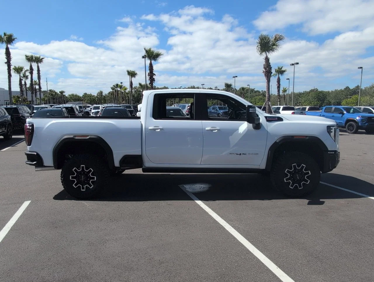 New 2026 Summit White GMC AT4X image 9