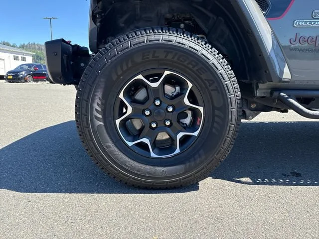 Used 2020 Sting-Gray Clearcoat Jeep Unlimited Rubicon image 27