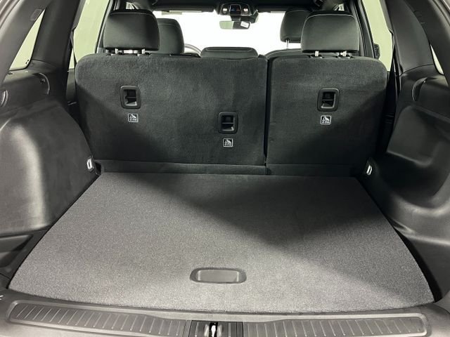 New 2026 Bright White Clear-Coat Exterior Paint Jeep Laredo image 4
