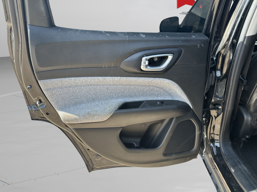Used 2022 Black Jeep Latitude image 24