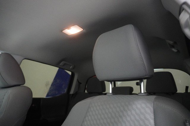 Used 2022  Toyota SR image 16