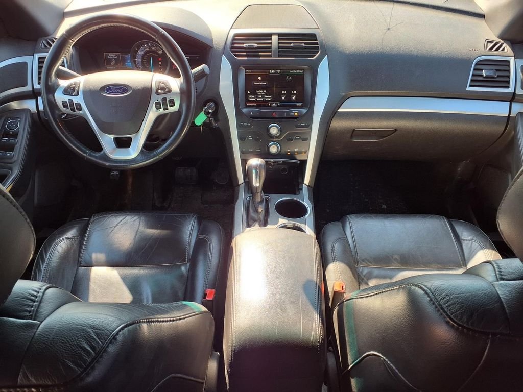 Used 2014 Brown Ford XLT image 9