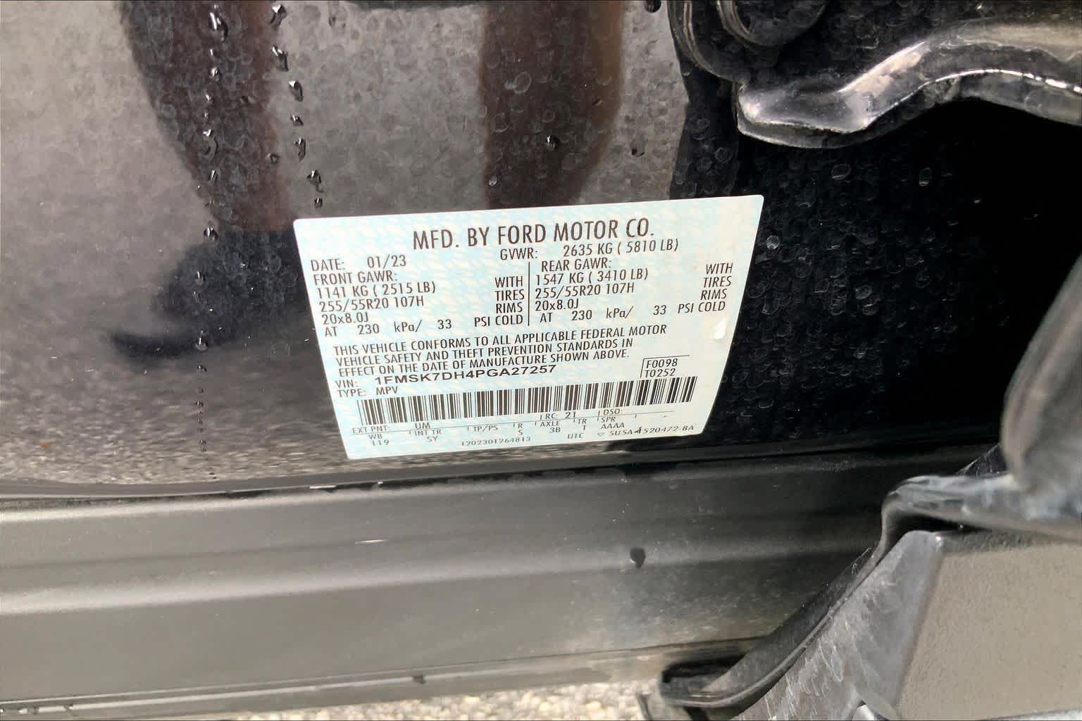 Used 2023 Agate Black Metallic Ford XLT image 29