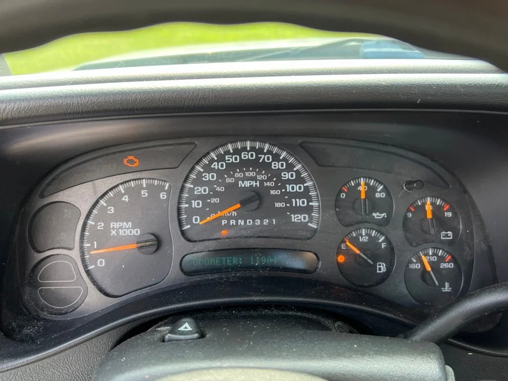 Used 2007 Silver Birch Metallic Chevrolet Work Truck image 23