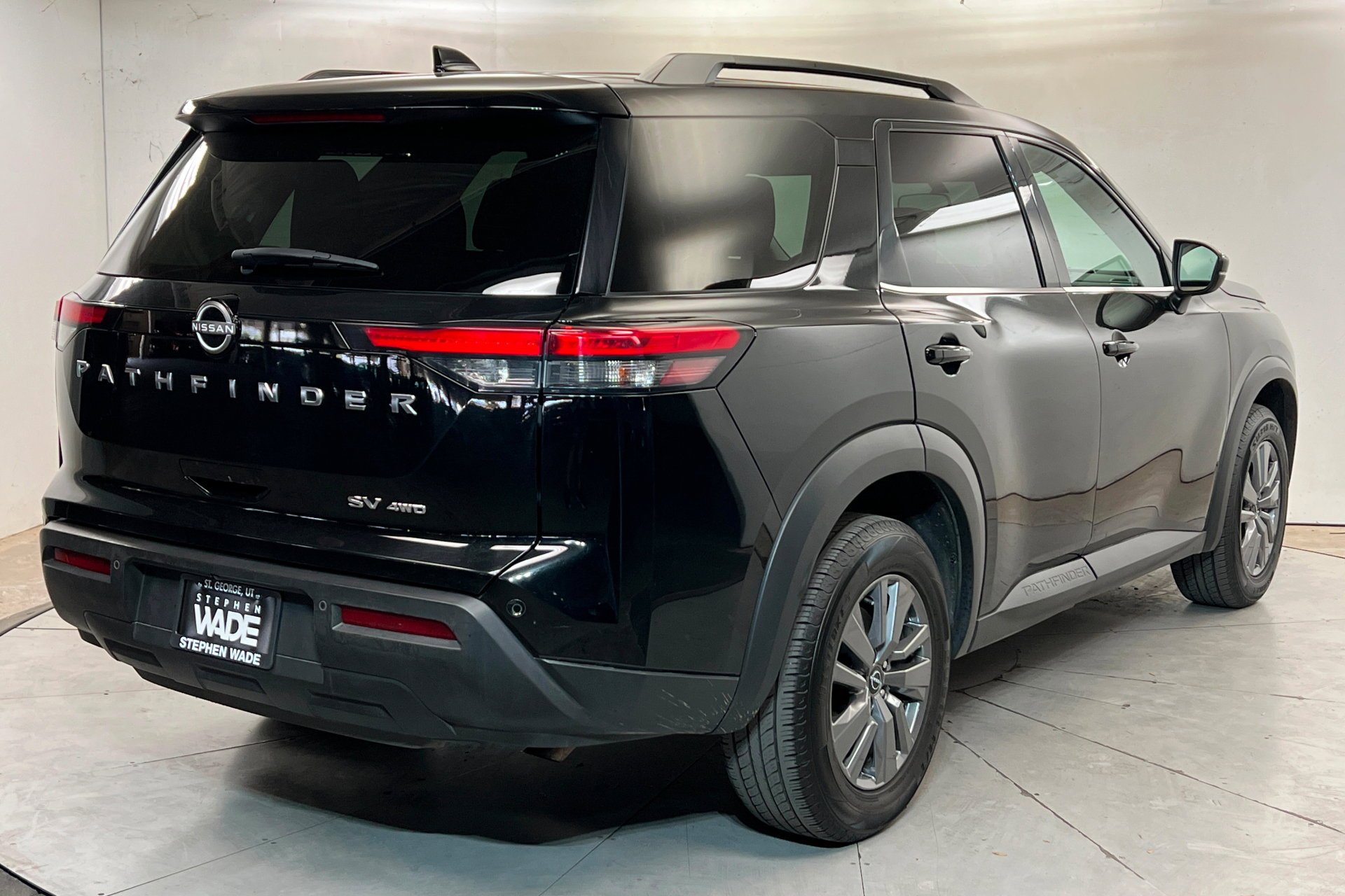 2024 Nissan Pathfinder SV - Photo 6
