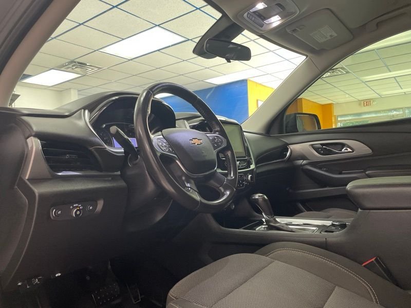 Used 2020 Gray Chevrolet LT image 19