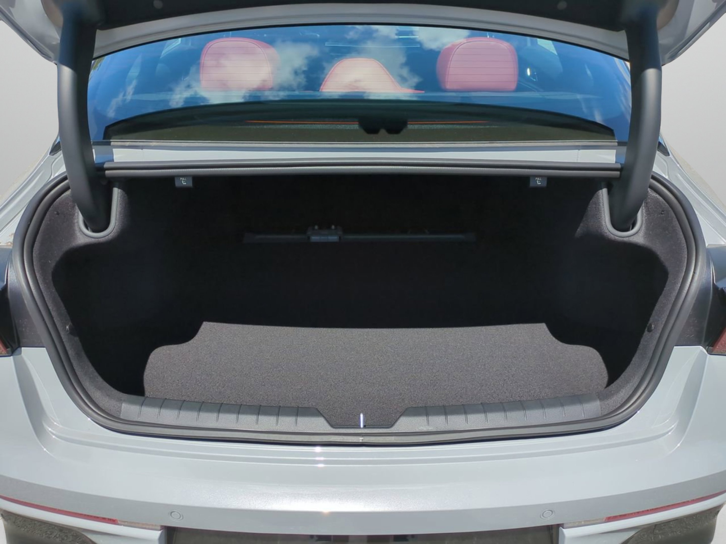 New 2026 Wolf Gray Kia GT-Line image 15