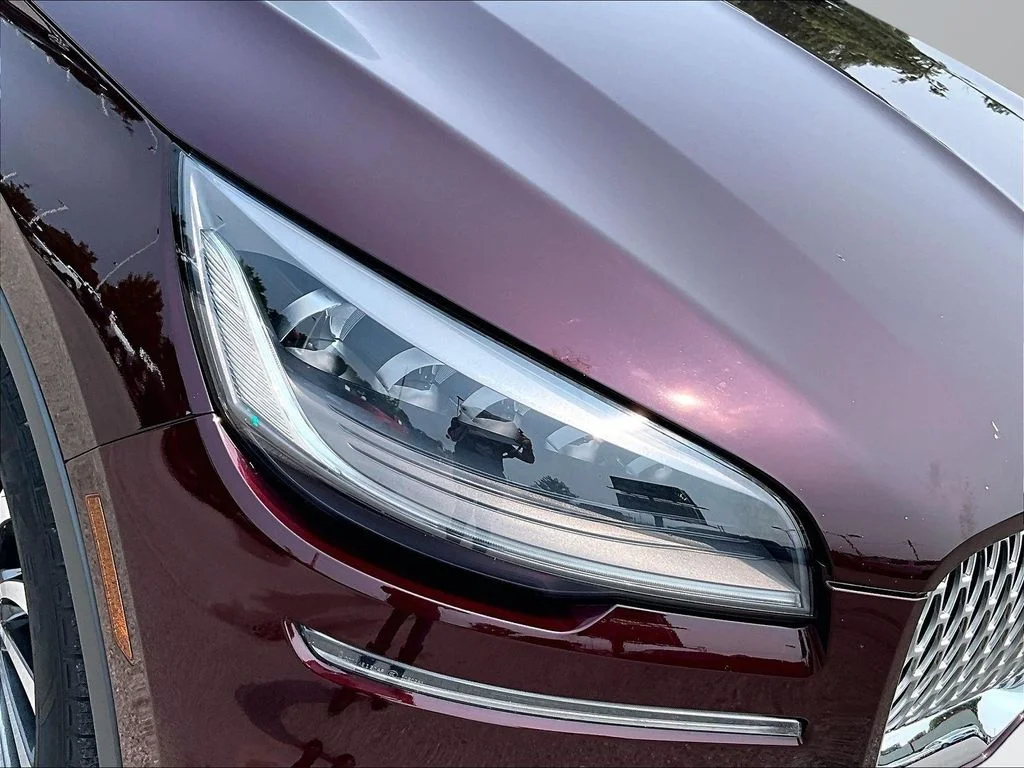 Used 2022 Red Lincoln Standard image 31