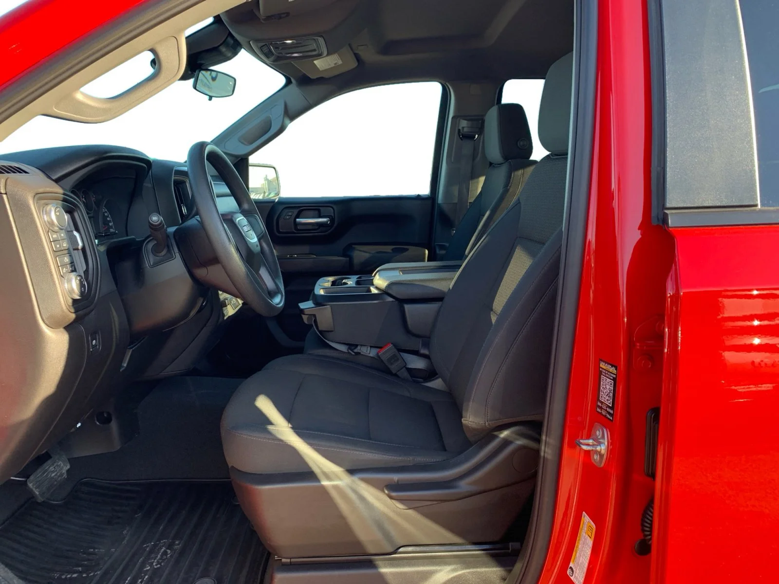 Used 2025 Cardinal Red GMC Pro image 10