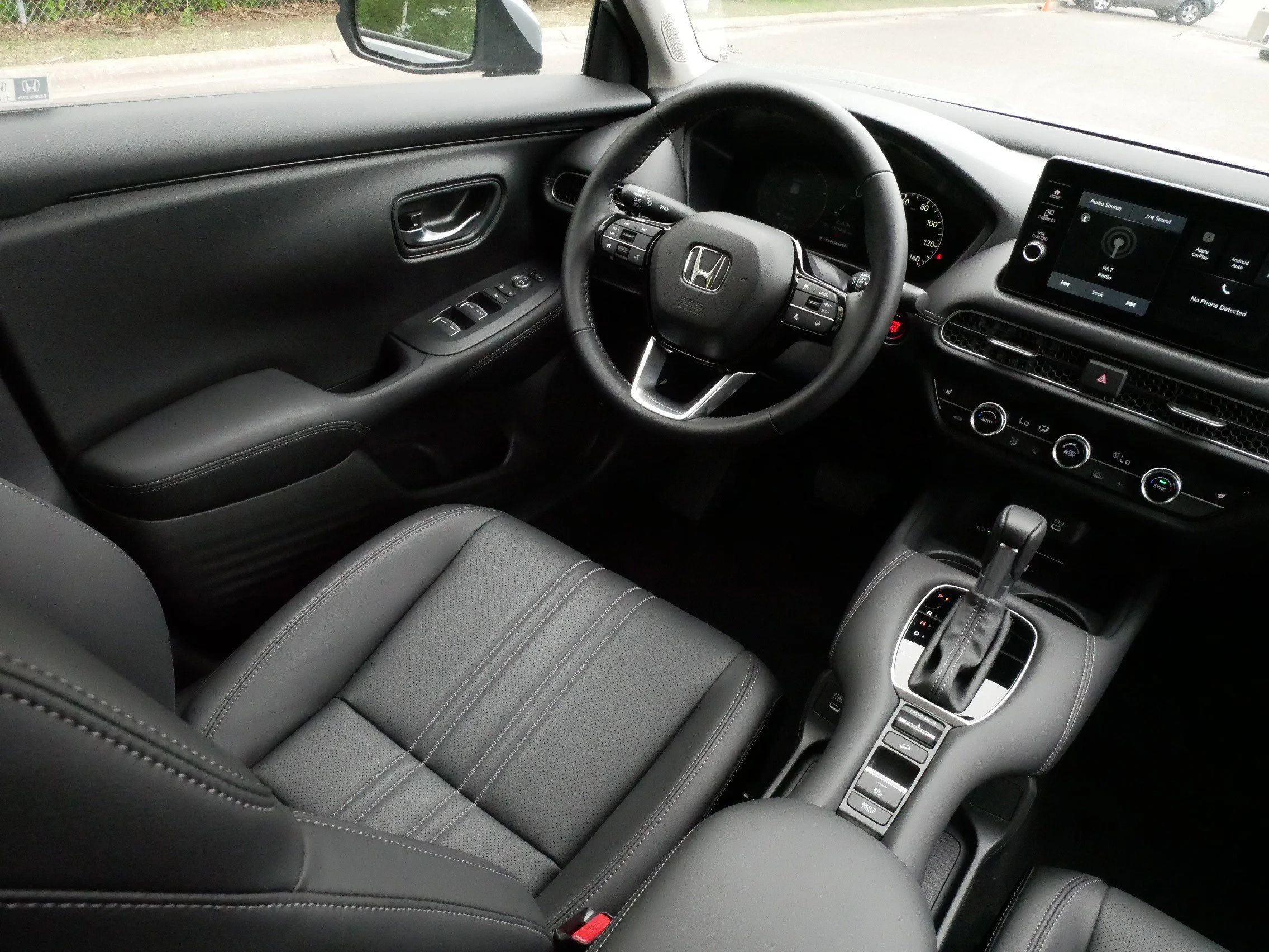2026 Honda HR-V EX-L - Photo 9
