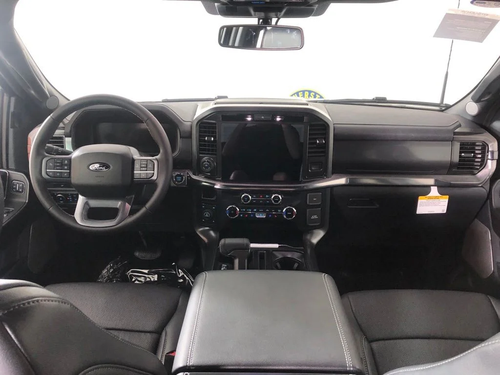New 2026 Gray Ford Lariat image 5