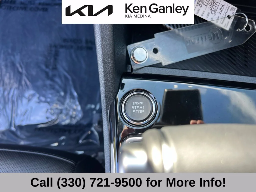 Certified Used 2025 White Kia X-Pro Prestige image 35