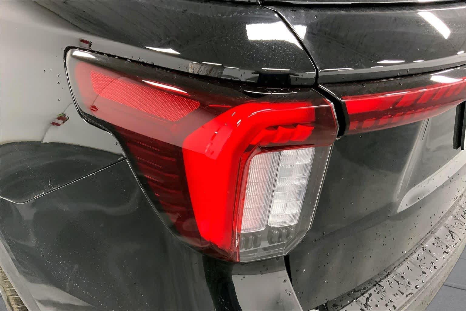 New 2026 Agate Black Metallic Ford ST image 14