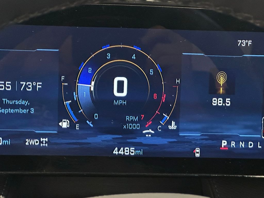 Used 2025 Green Chevrolet LT image 28