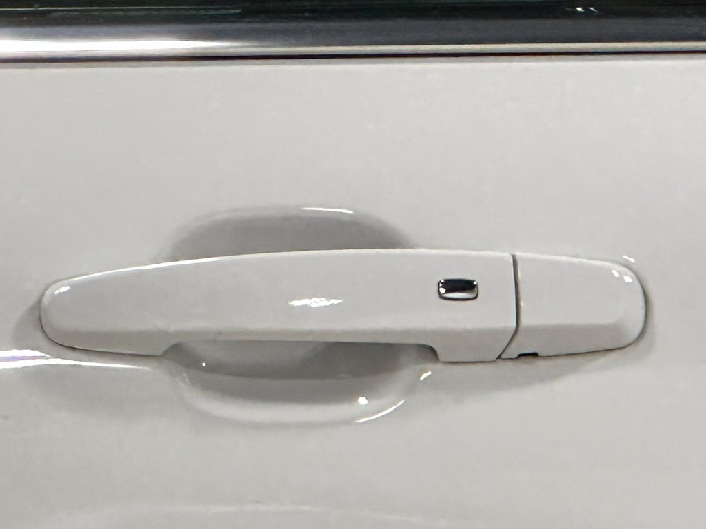 Used 2023 White Chevrolet LT image 17