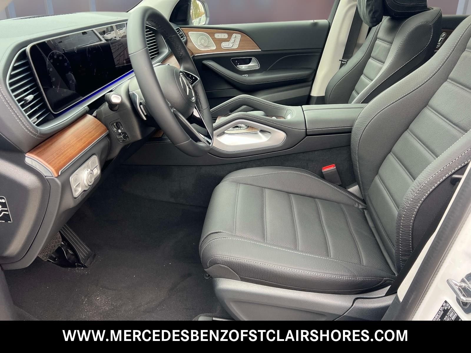 New 2026 Polar White Mercedes-Benz GLS 450 image 24
