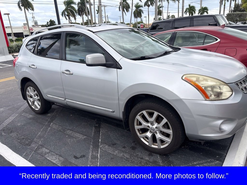 Used 2011 Silver Nissan SV image 1
