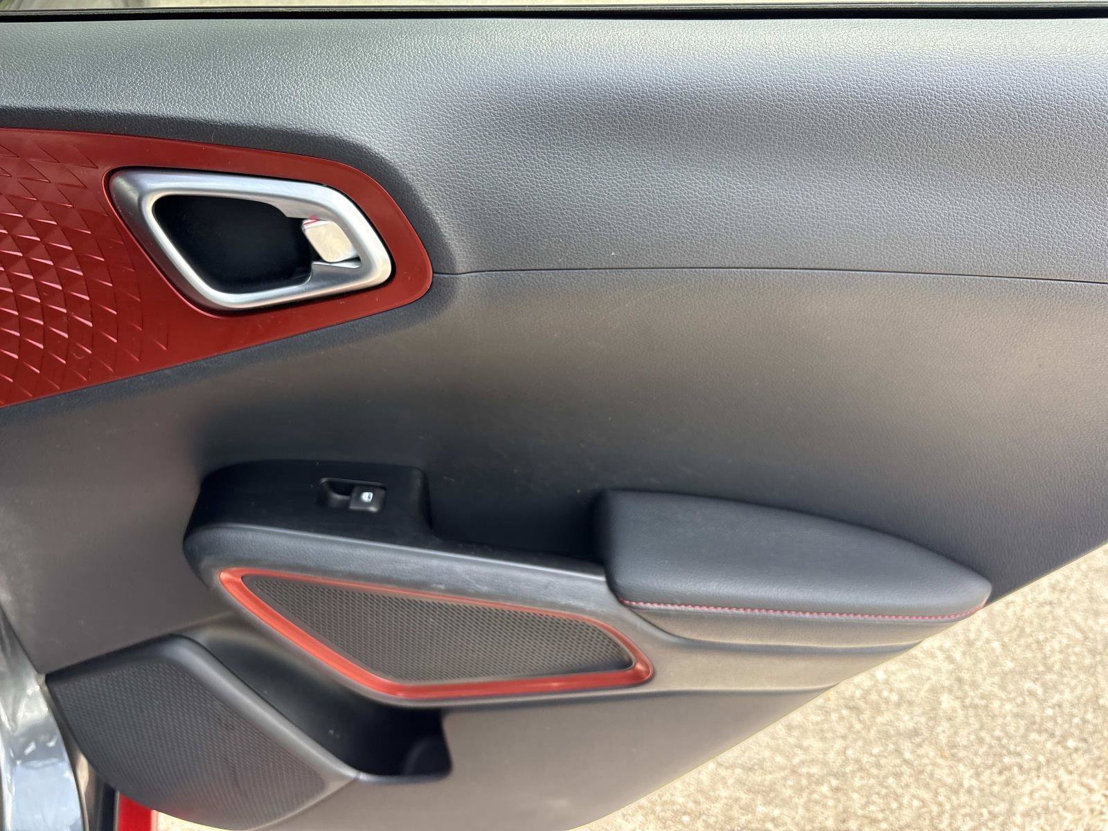 Used 2021 Gravity Gray Kia Turbo image 18