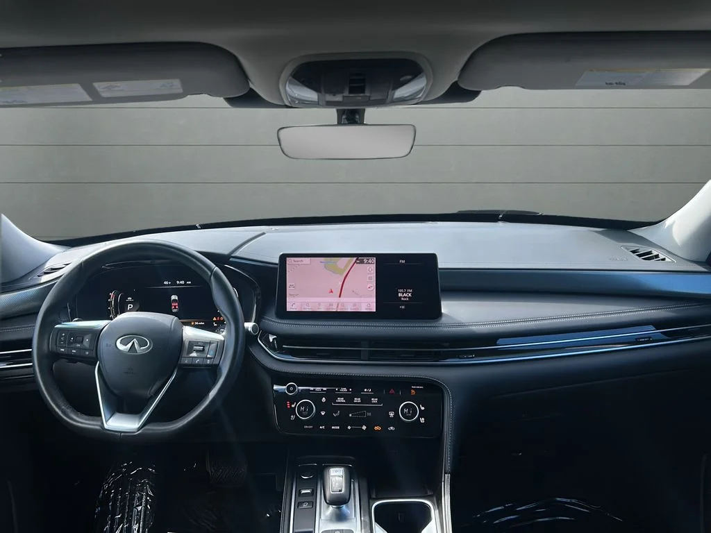 Used 2023 Gray INFINITI LUXE image 15