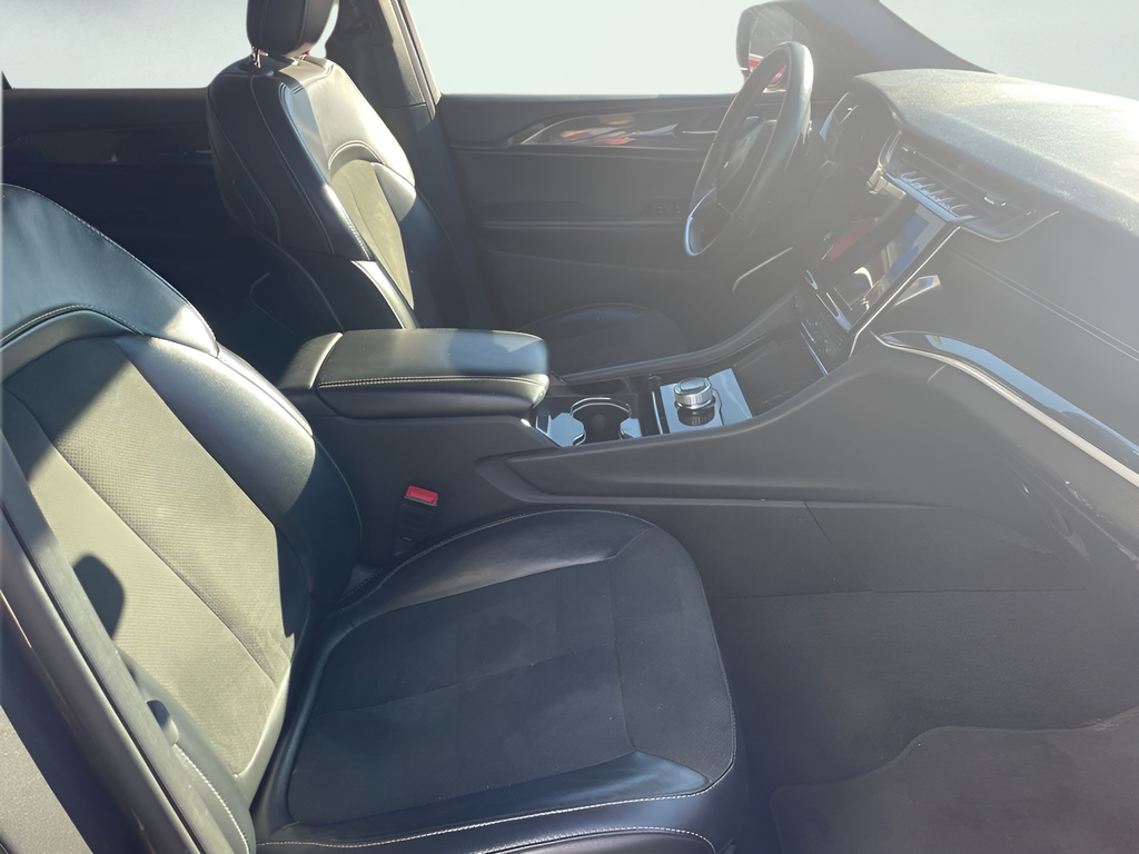 Used 2021 Gray Jeep Altitude image 8