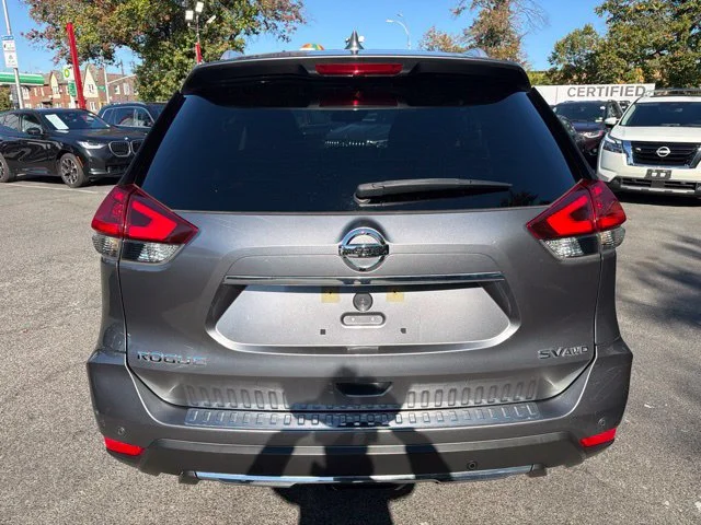 Used 2019 Gray Nissan SV image 6