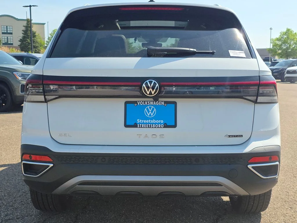 New 2026 Pure White Volkswagen 1.5T SEL image 5