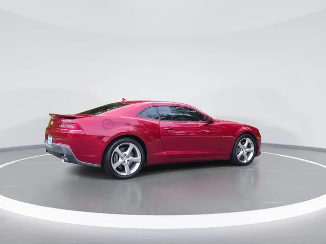 Used 2015 Red Chevrolet SS image 8