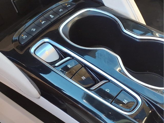 Used 2022 EBONY TWILIGHT METALLIC Buick Avenir image 11