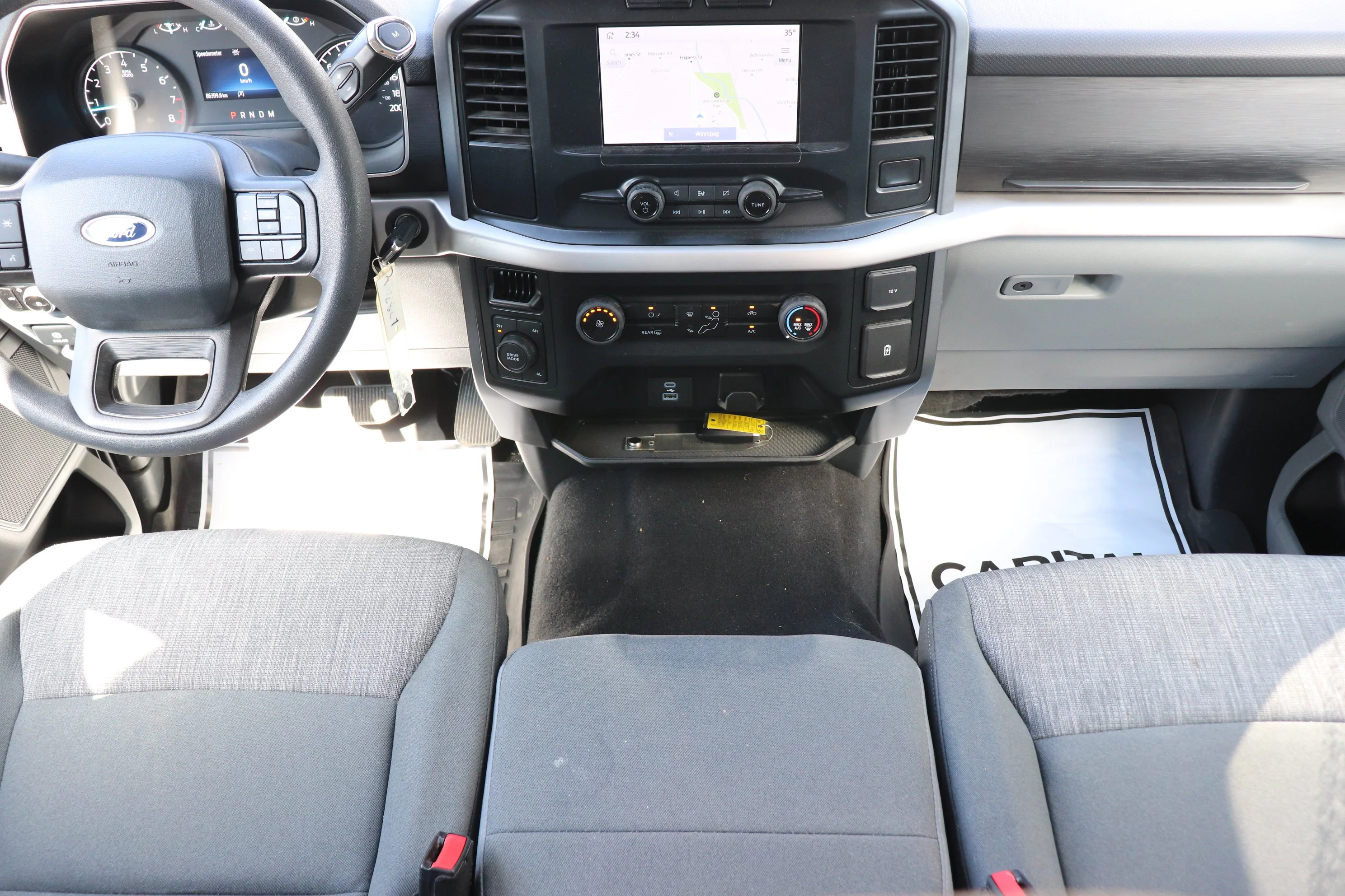 Used 2023 Silver Ford XLT image 13