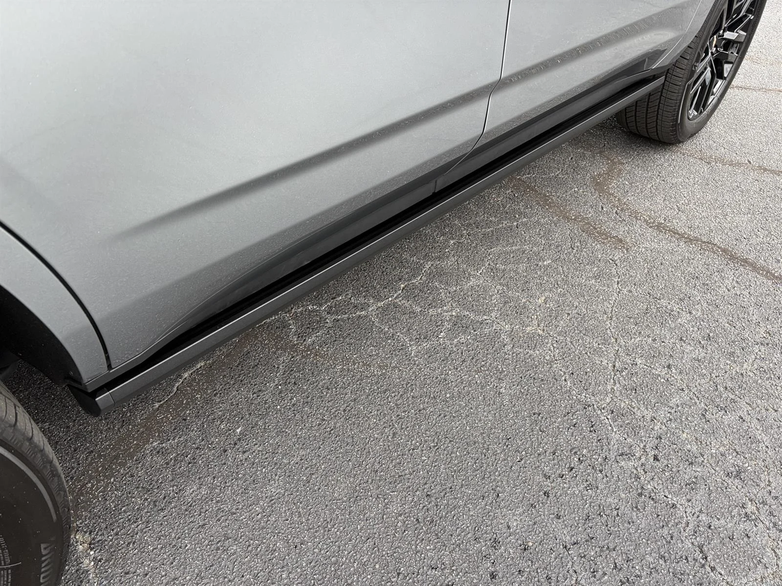 Used 2024 Sterling Gray Metallic Chevrolet Premier image 20