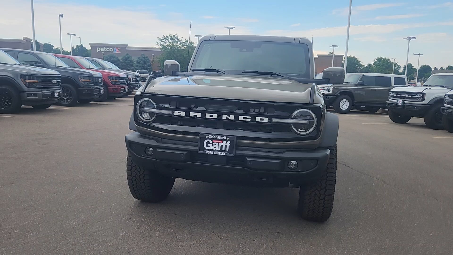New 2026 Marsh Gray Ford Outer Banks image 14